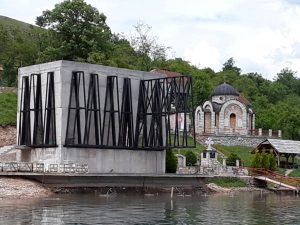 memorijl u starom brodu