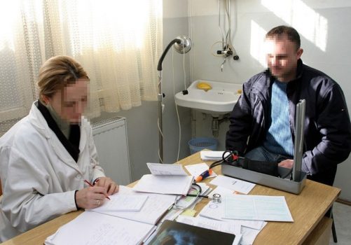 Pregled-kod-doktora-Foto-D-BOZIC-872x610