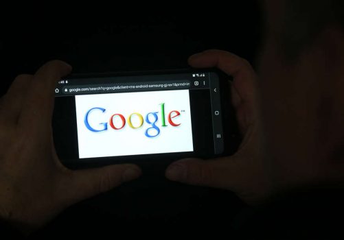 google-gugl-telefon-03-872x610