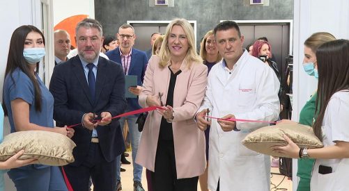 6331d674ceb4e-banka humanog mlijeka