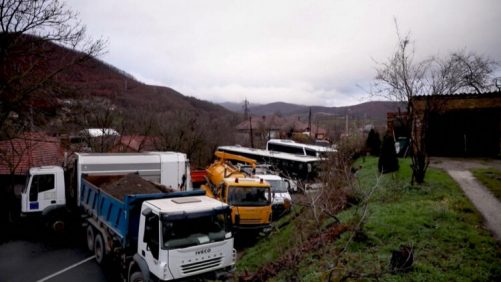 1670853745-BG-BARIKADE-KOSOVO-REU-VO-JDP-MBM20221212-095351205.mxf_.00_00_34_06.Still005-750x422